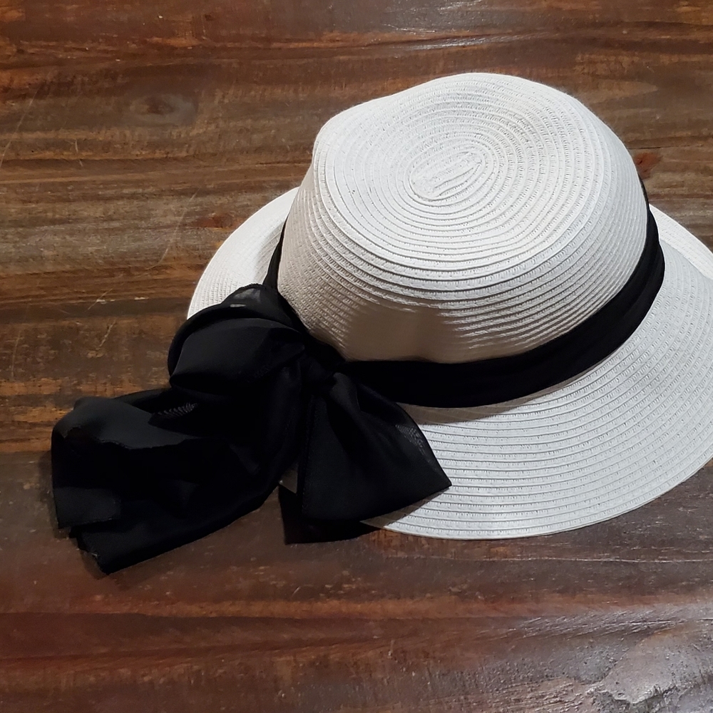 Women's  hat